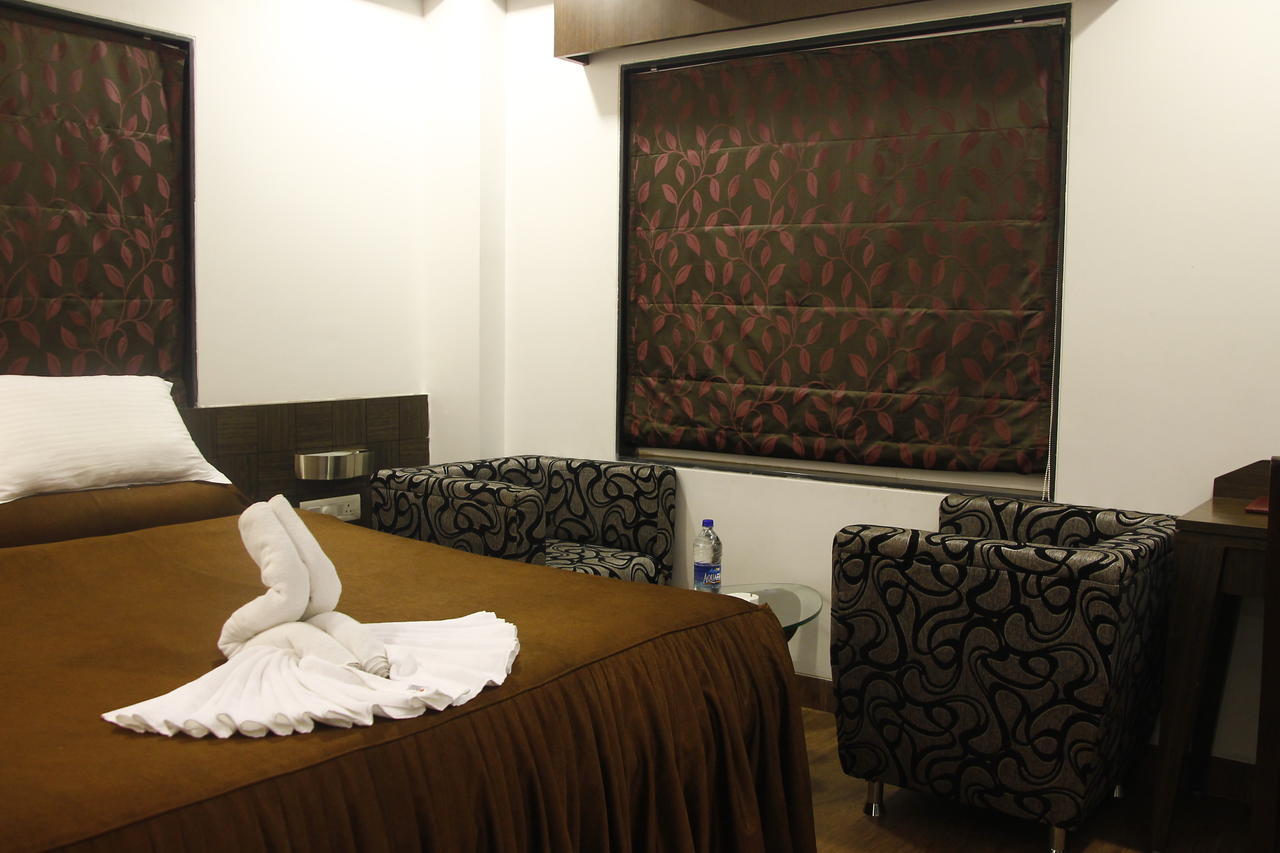 Hotel Rajashree Palace Siliguri Esterno foto